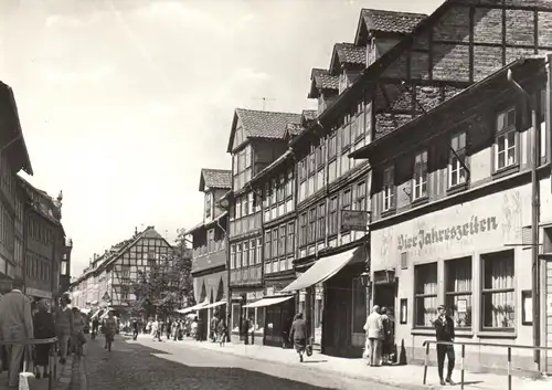 AK, Wernigerode Harz, Breite Str. belebt, Gaststätte "Vier Jahreszeiten", 1969