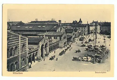 AK, München, Bahnhof mit Bahnhofsplatz, um 1922