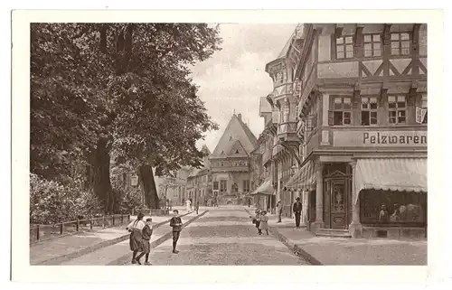 AK, Goslar, Straßenpartie belebt, Pelzhandlung, um 1916