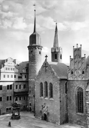 AK, Merseburg, Schloßhof mit Dom und Ostflügel, 1975