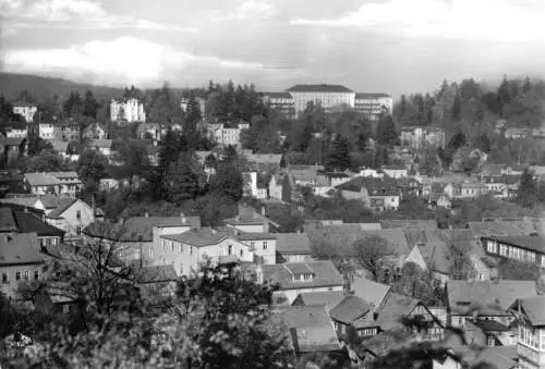 AK, Friedrichroda Thür. Wald, Teilansicht mit FDGB-Heim "Walter Ulbricht", 1982