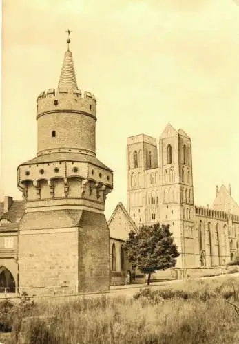 AK, Prenzlau Uckermark, Mitteltorturm und Kirche, 1963