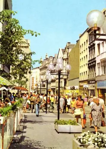 AK, Halle Saale, Mittlere Klement-Gottwald-Straße, belebt, 1979