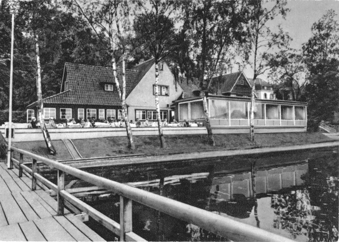 AK, Eutin, Fissauer Fährhaus am Kellersee, um 1969