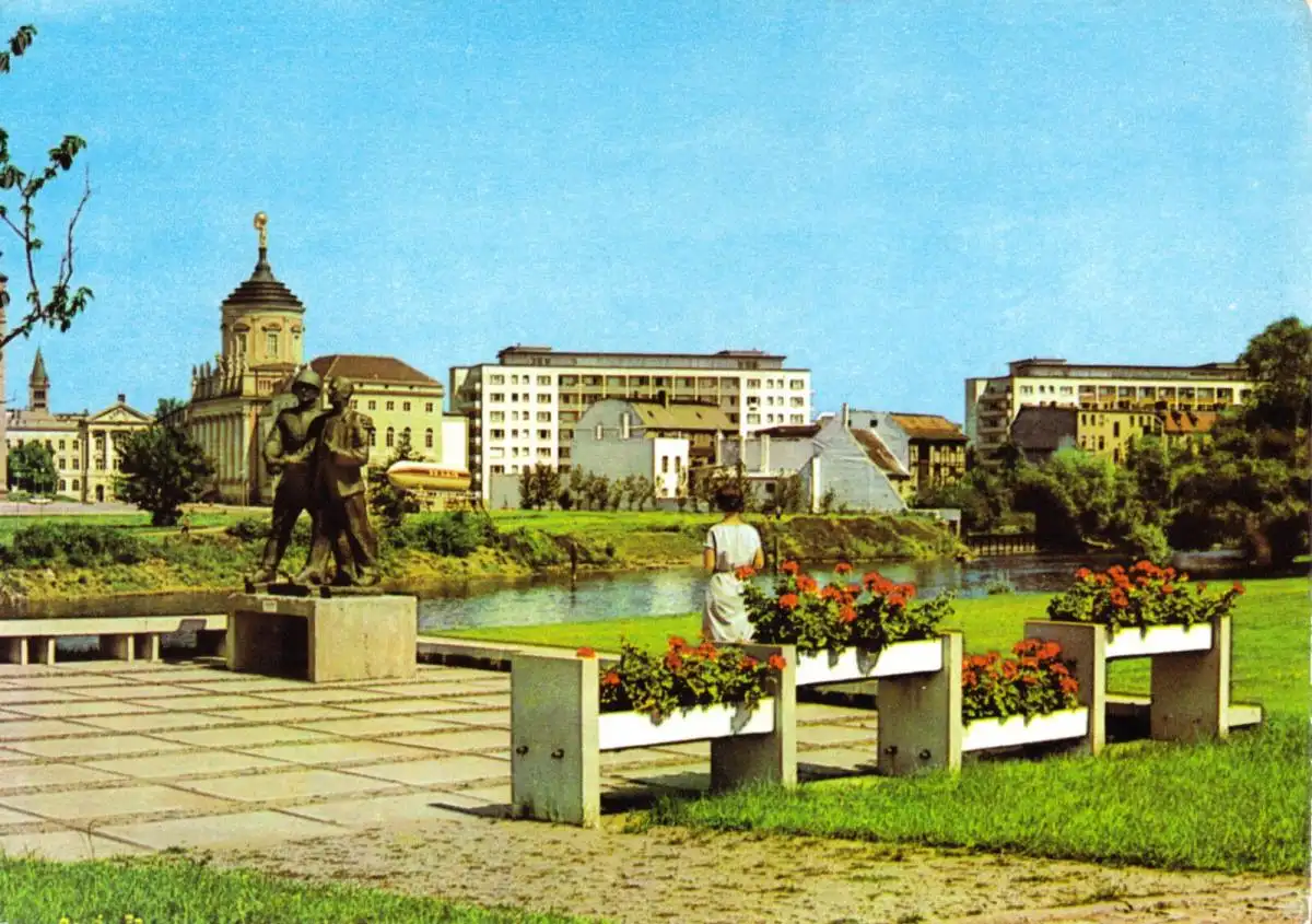 AK, Potsdam, Blick von der Freundschaftsinsel zum Alten Markt, 1969