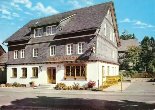 AK, Winterberg, Siedlinghausen, Gasthof "Lingenhauber", Straßenansicht, um 1968