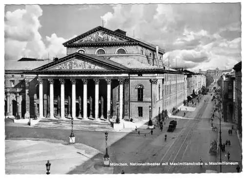 AK, München, Nationaltheater mit Maximilianstr, und Maximilianeum, um 1960