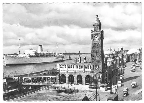 AK, Hamburg, Passagierschiff "Arcadia" vor den St.-Pauli-Landungsbrücken, 1957