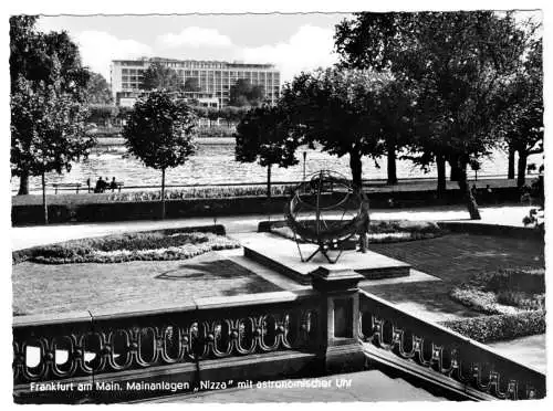 AK, Frankfurt am Main, Mainanlagen "Nizza" mit astronomischer Uhr, um 1960