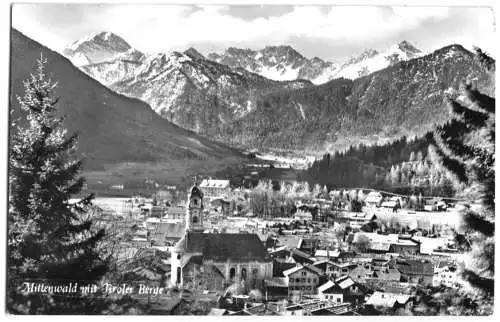 AK, Mittenwald, Teilansicht gegen Tiroler Berge, 1960