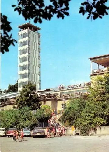 AK, Berlin Köpenick, Müggelturm mit Gaststätten, belebt, Pkw, 1983