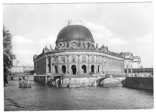 AK, Berlin Mitte, Bodemuseum ohne Fernsehturm, 1966