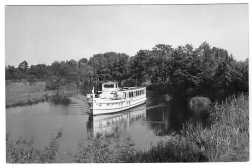 AK, Wolzig Kr. Königs Wusterhausen, Kanal zum Wolziger See, Dampfer Freya, 1957