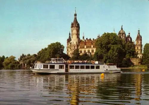 AK, Schwerin, Schloßblick mit MS "Boizenburg", 1986