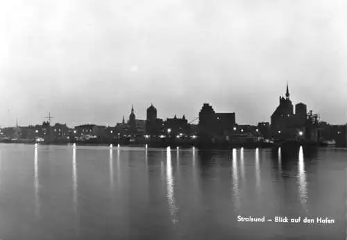 AK, Stralsund, Blick auf den Hafen, Abendstimmung, 1977