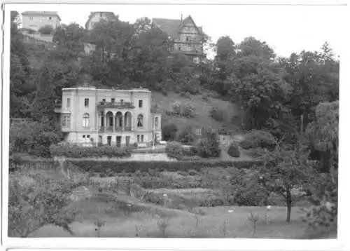 Foto im Ansichtskarte-Format, Eisenach, Teilansicht mit Fritz-Reuterhaus, um 1955