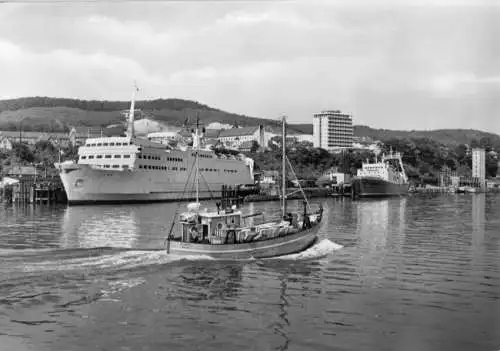 AK, Sassnitz Rügen, Hafen mit Fährschiff "Skane", 1971
