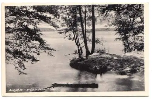 AK, Neuglobsow bei Gransee, An der leddernen Brücke, um 1938