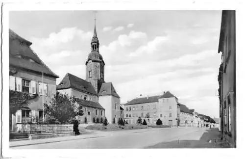Ansichtskarte, Bad Lausick, Straßenpartie mit St.-Kilian-Kirche, 1950