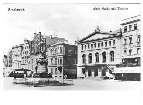 AK, Stralsund, Alter Markt mit Theater, nach einem alten Foto, 1980