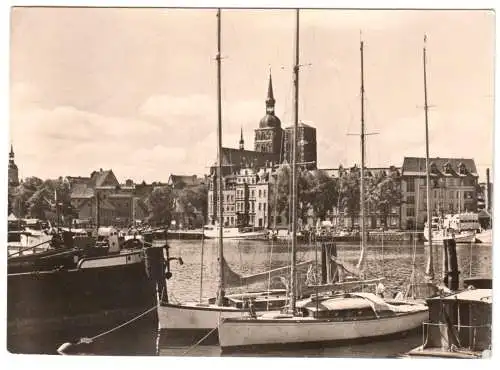 AK, Stralsund, Partie im Hafen, 1963