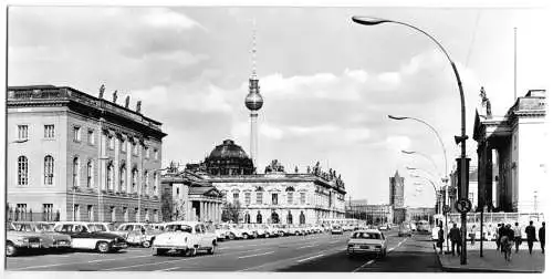 Ansichtskarte lang, Berlin Mitte, Unter den Linden, Blickrichtung Alexanderplatz, 1972