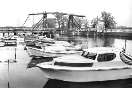 Ansichtskarte, Greifswald, OT Wieck, Partie mit Zugbrücke, 1980