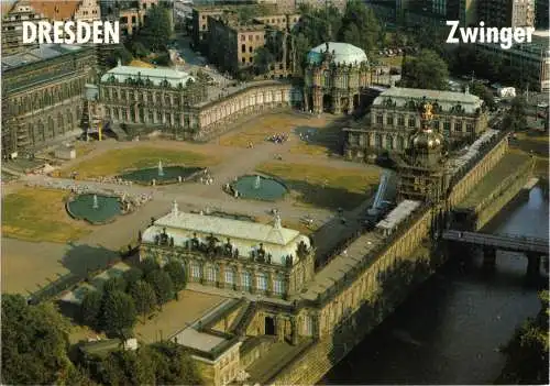 AK, Dresden, Luftbildansicht des Zwingers, um 1991