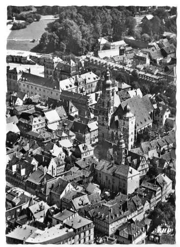 AK, Coburg, Luftbildansicht der Innenstadt, um 1962