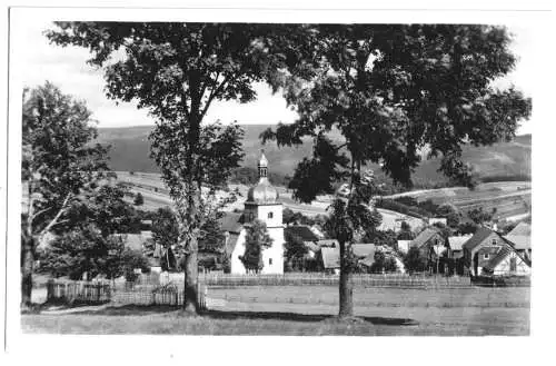 Ansichtskarte, Oberhain Thür. Wald, Teilansicht mit Kirche, 1967