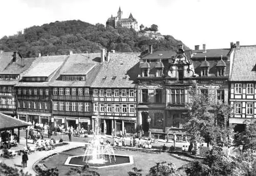 Ansichtskarte, Wernigerode Harz, Blick auf den Nicolaiplatz, belebt, 1980