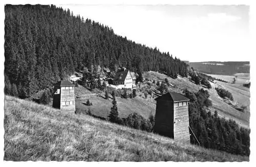 AK, Kurort Oberwiesenthal, An den Sprungschanzen mit Bl. z. Lehrererholungsheim