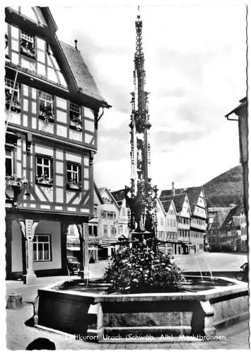 AK, Urach Schwäb. Alb, Markt mit Marktbrunnen, 1963