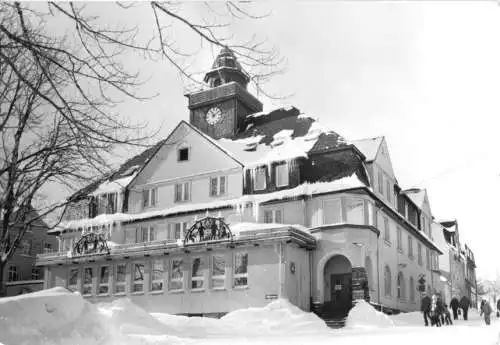 AK, Kurort Oberwiesenthal, Ferienheim "Friedenswacht", Winteransicht, 1985