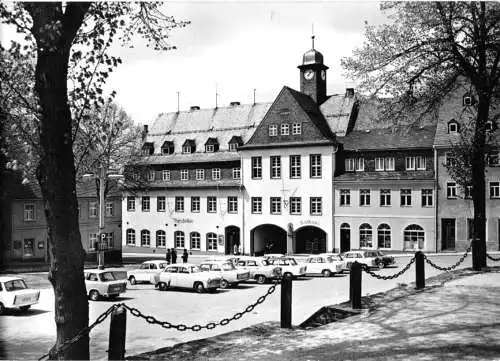 AK, Wolkenstein Erzgeb., Markt mit Rathaus, Pkw, 1979