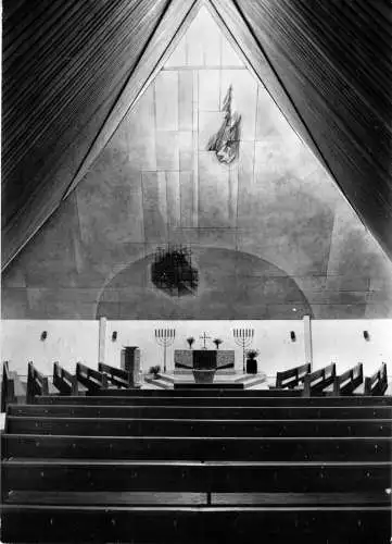 AK, Burgkirchen Alz, Ev. Dreifaltigkeitskirche, Innenansicht, um 1968