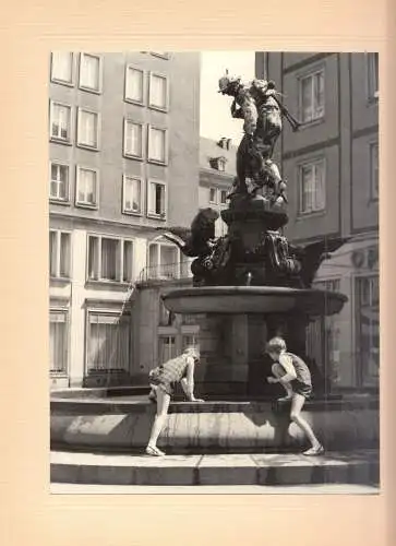 Dresden, Bildmappe mit 10 auf Pappe aufgezogenen Echtfotos, 1968