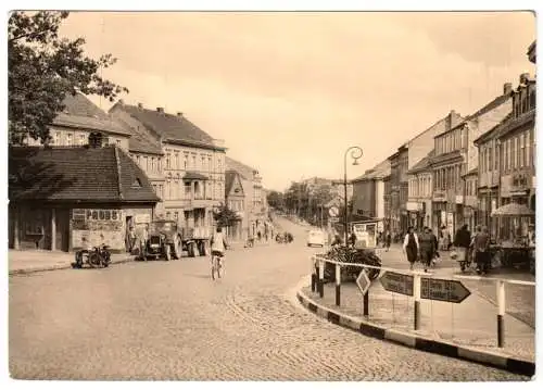 AK, Bad Freienwalde, Karl-Marx-Str., belebt, 1964