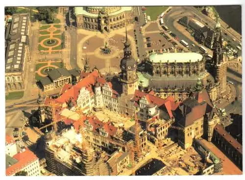 Ansichtskarte, Dresden, Luftbild mit Schloß, Hofkirche und Theaterplatz, um 2000