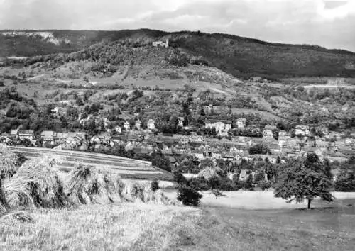 AK, Bad Blankenburg, Totale mit Blick zur Burgruine Greifenstein, 1973