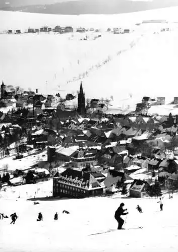 AK, Kurort Oberwiesenthal, Winterlicher Blick auf die Innenstadt, 1969