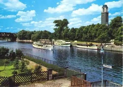 AK, Berlin Spandau, Lindenufer mit Rathaus, Dampfer, um 1965