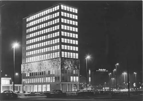 Ansichtskarte, Berlin Mitte, Haus des Lehrers, Nachtansicht, 1966