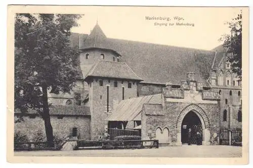 AK, Marienburg Westpr., Malbork, Die Marienburg, Burgeingang, 1913