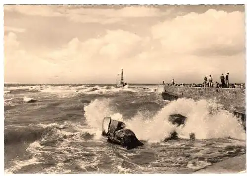 AK, Rostock - Warnemünde, Westmole, 1963