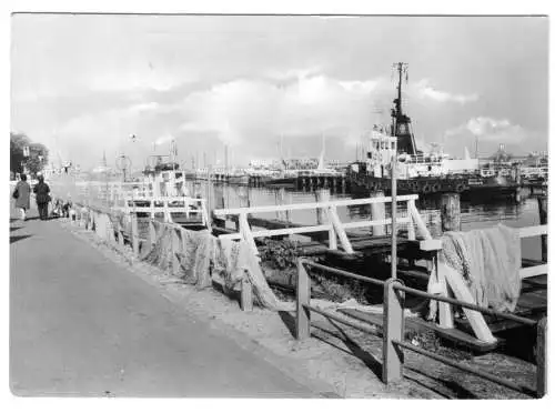 AK, Rostock - Warnemünde, Partie am Alten Strom, 1974