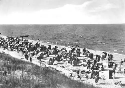 AK, Trassenheide Usedom, Strandpartie belebt, 1976