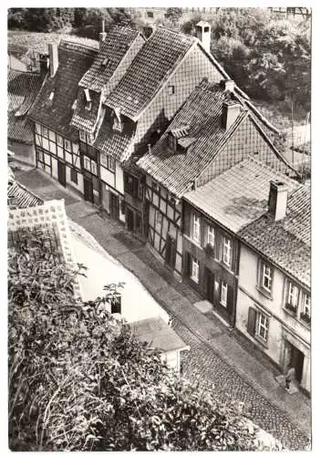 AK, Quedlinburg, Blick in eine Gasse der Altstadt, 1976