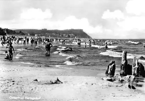 AK, Seebad Heringsdorf auf Usedom, Strandpartie, belebt, 1975