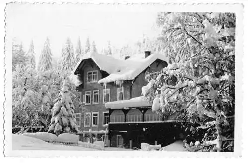 AK, Schellerhau? Erzgeb., winterl. Haus, Echtf., 1961